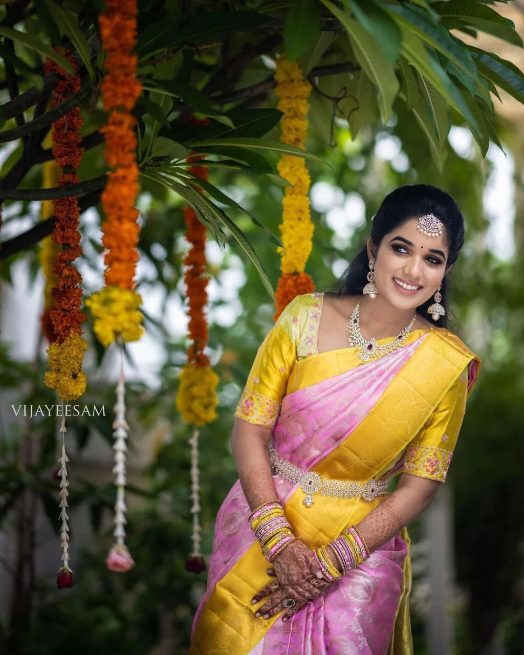 MF 1640 Rich Pallu Designer Lichi Silk Wedding Saree Wholesale Price In Surat	